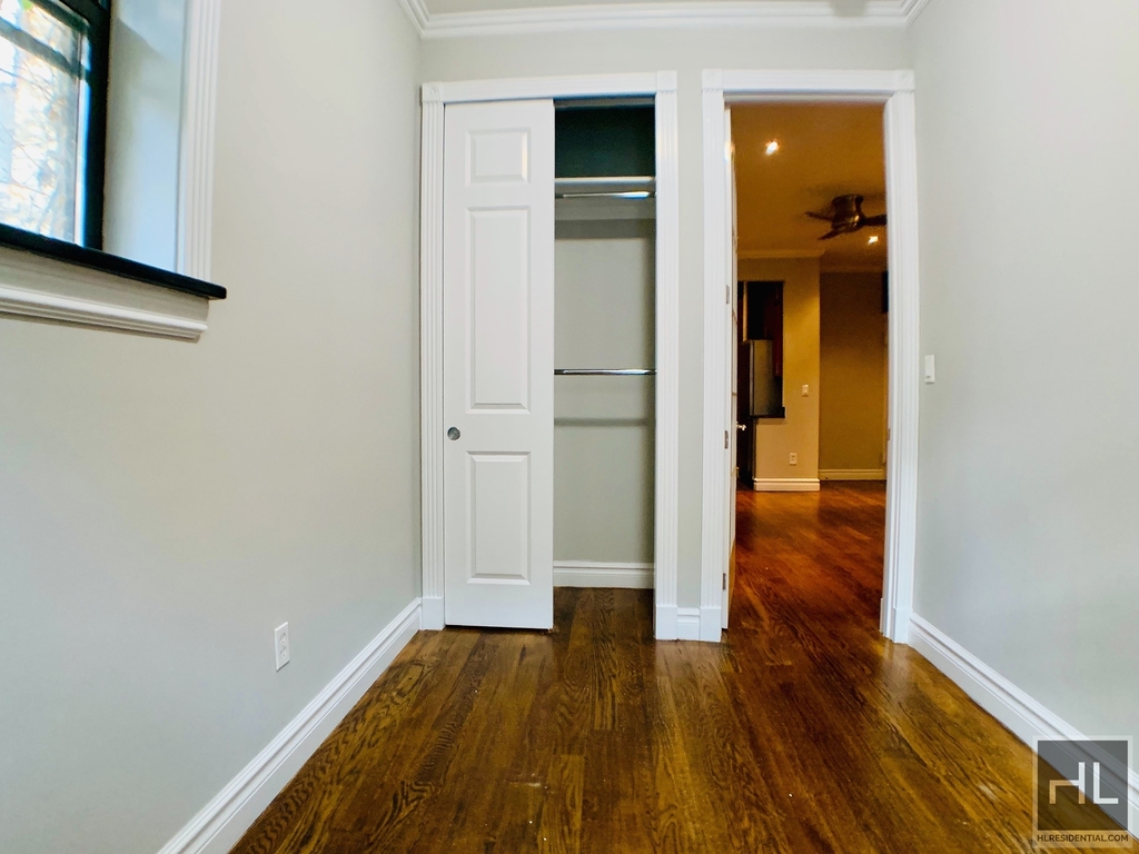 East 32nd Street - Photo 7