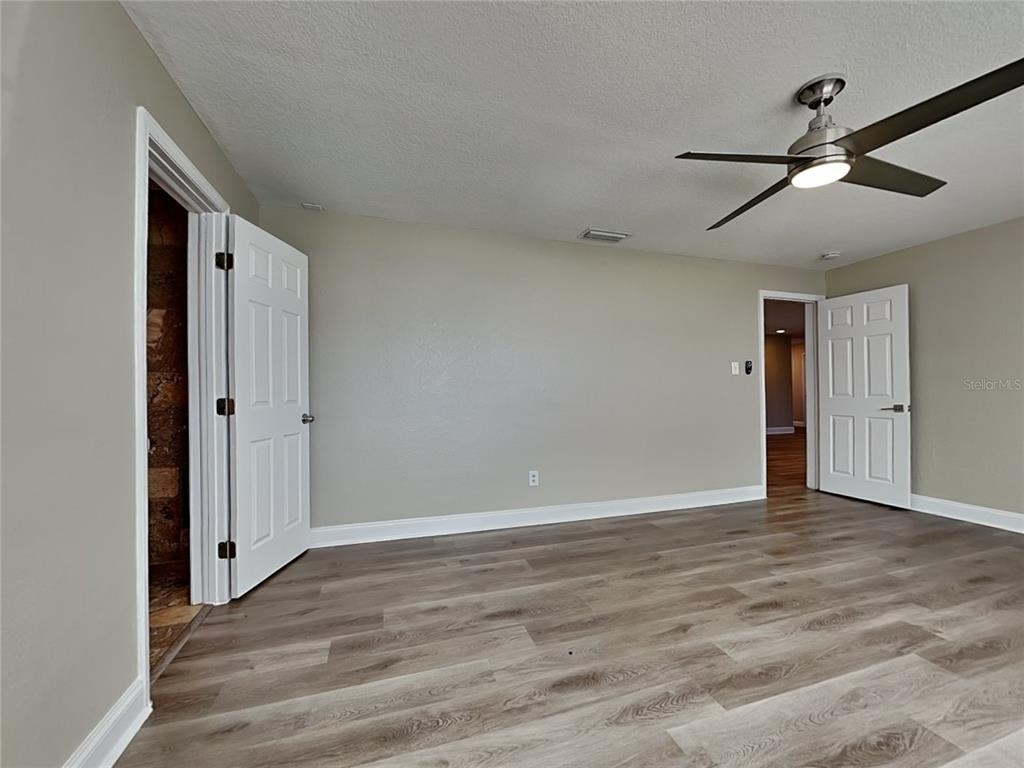 1141 Barbara Court - Photo 6