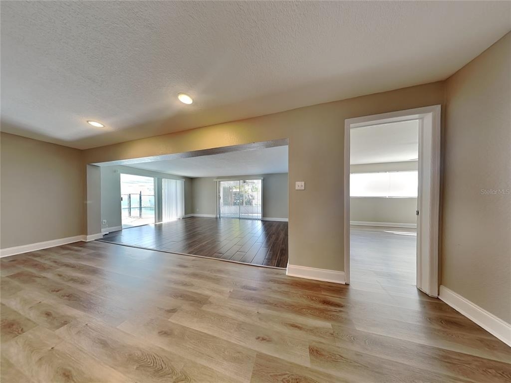 1141 Barbara Court - Photo 2