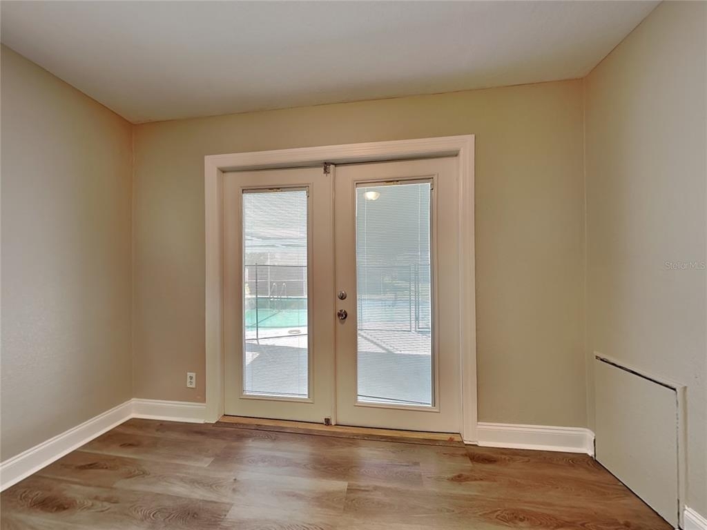 1141 Barbara Court - Photo 11