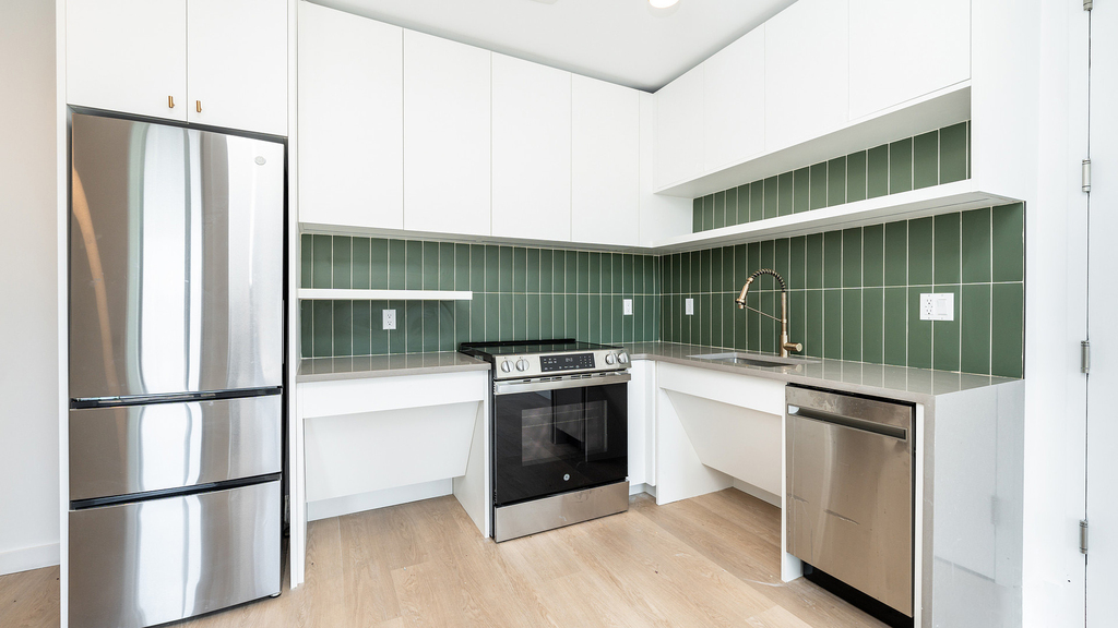 527 Grand Avenue - Photo 5