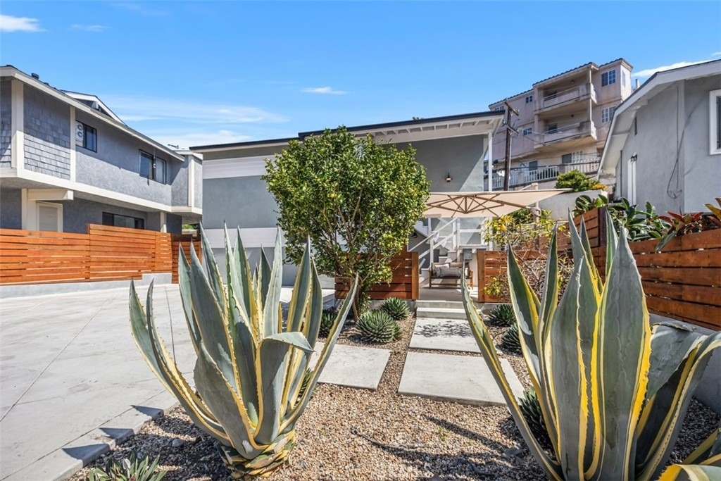 33782 Robles Drive - Photo 3