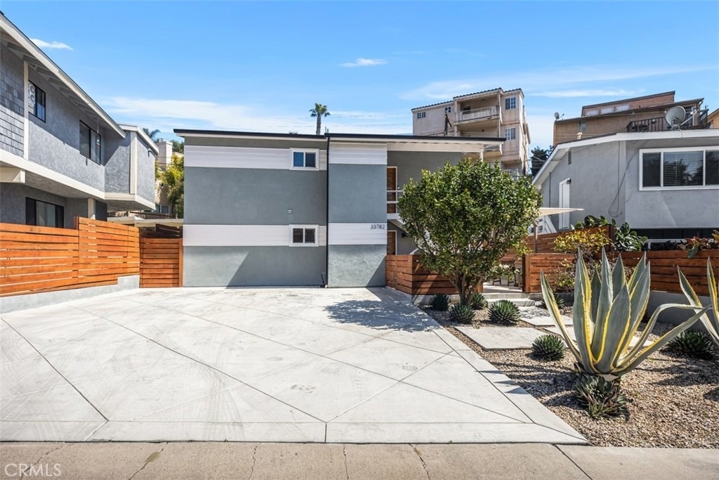 33782 Robles Drive - Photo 2