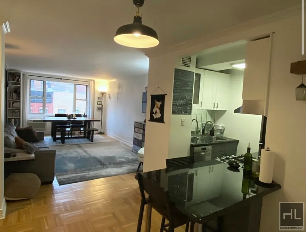 East 77th Street - Photo 1