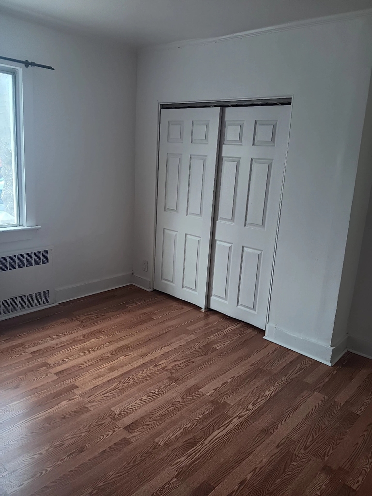 South Ozone Park  - Photo 5