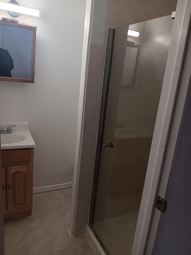 South Ozone Park  - Photo 3