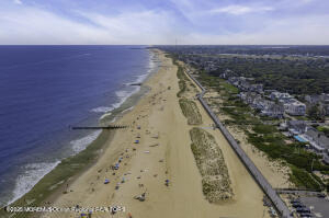 202 2nd Avenue - Photo 2
