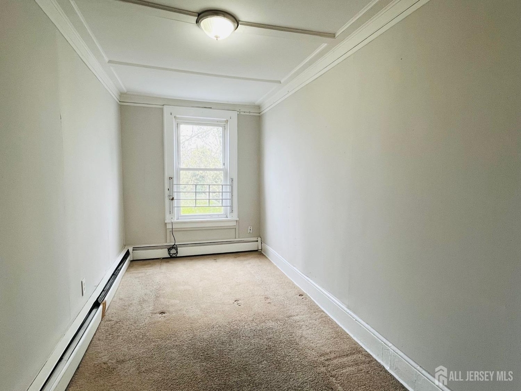 417 Henry Street - Photo 4