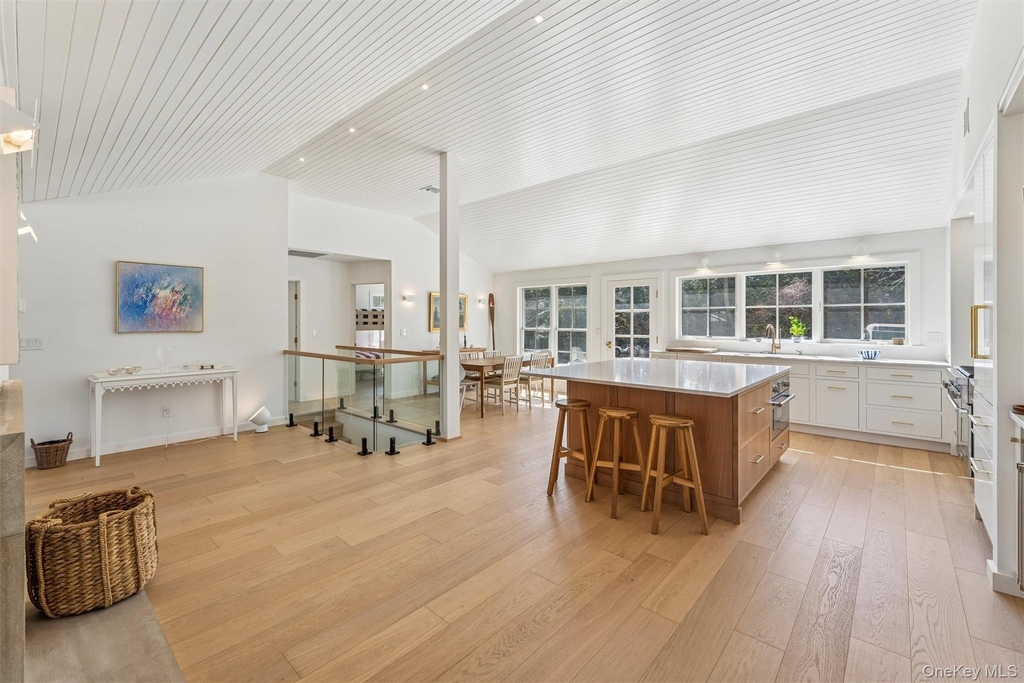 25 Lamb Avenue - Photo 4