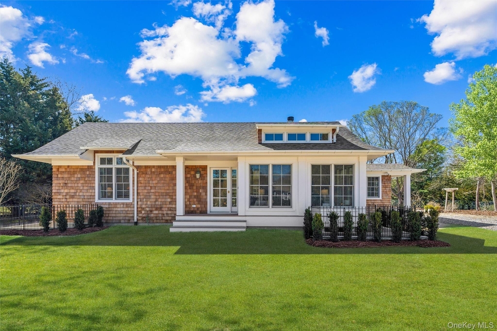25 Lamb Avenue - Photo 0