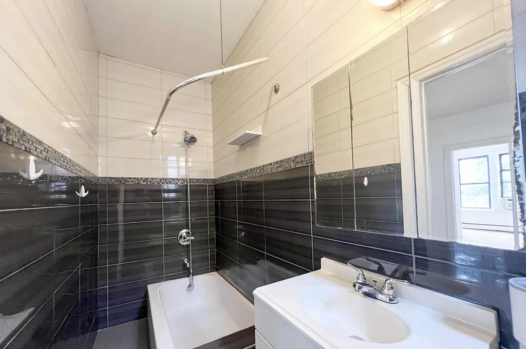 1211 Nostrand Avenue - Photo 3