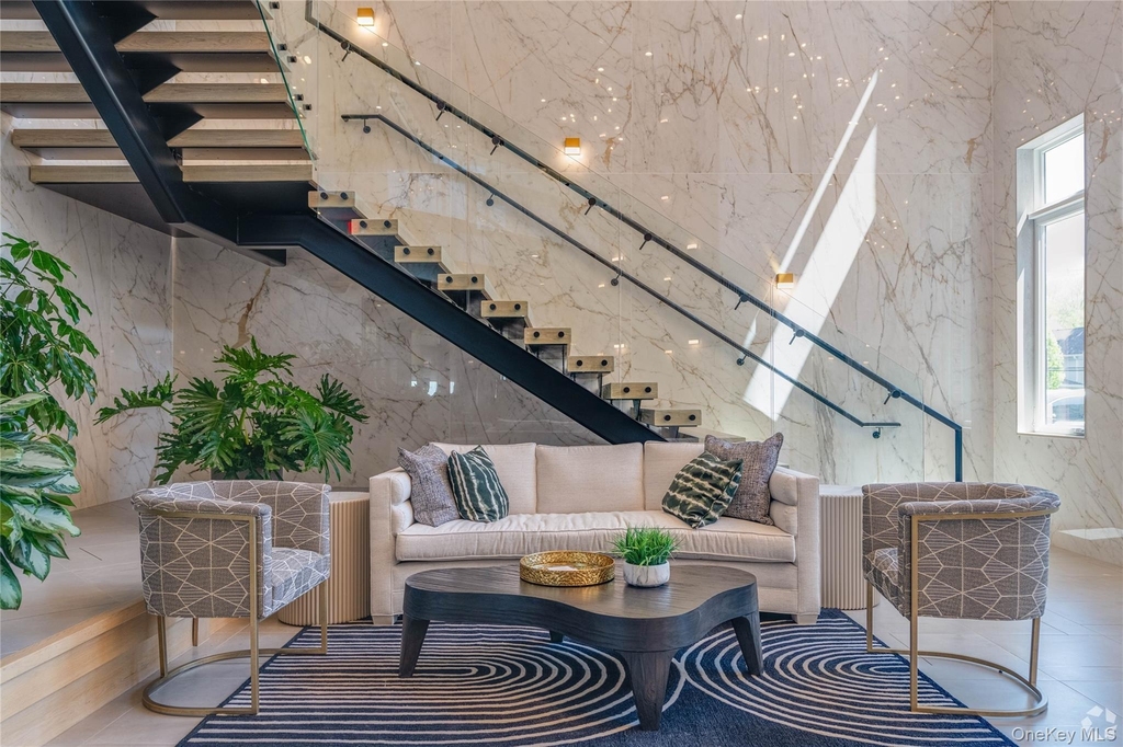 15 Washington Avenue - Photo 8