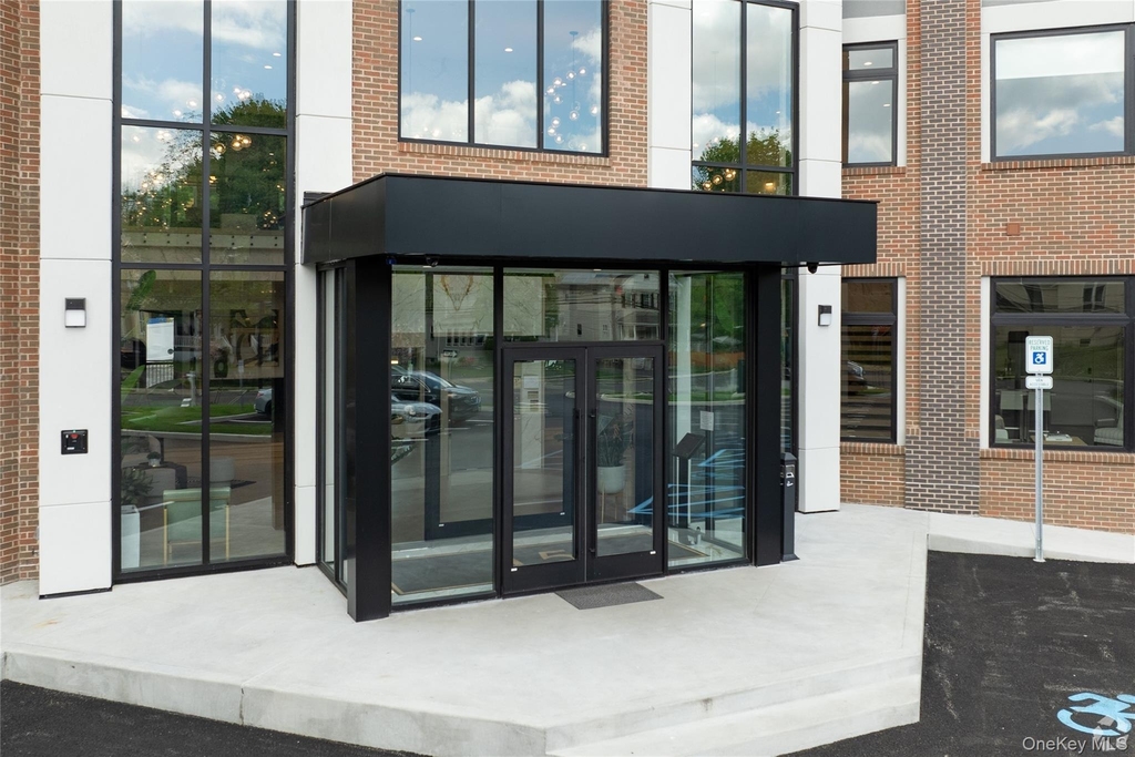 15 Washington Avenue - Photo 2