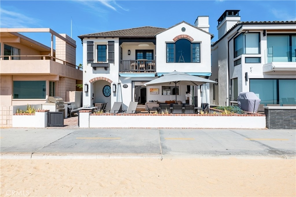 1228 W Oceanfront - Photo 0