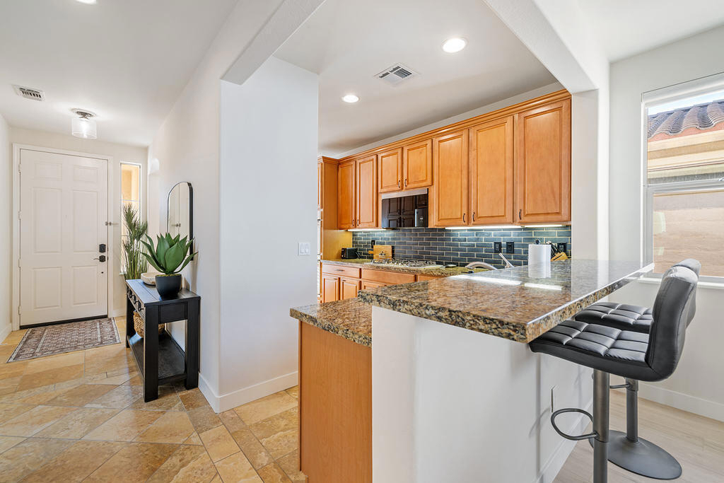 40201 Calle Santa Claudia - Photo 1