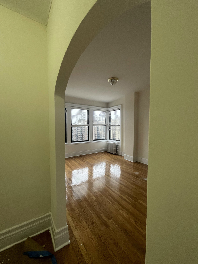 West 97th and Broadway - Photo 4