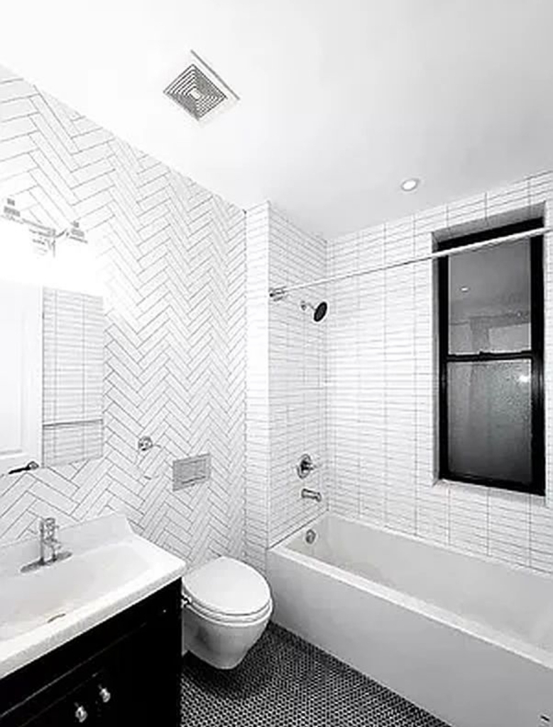 1379 Lexington Avenue - Photo 5