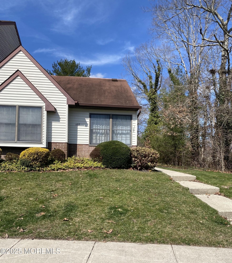 107 Westchester Drive - Photo 0