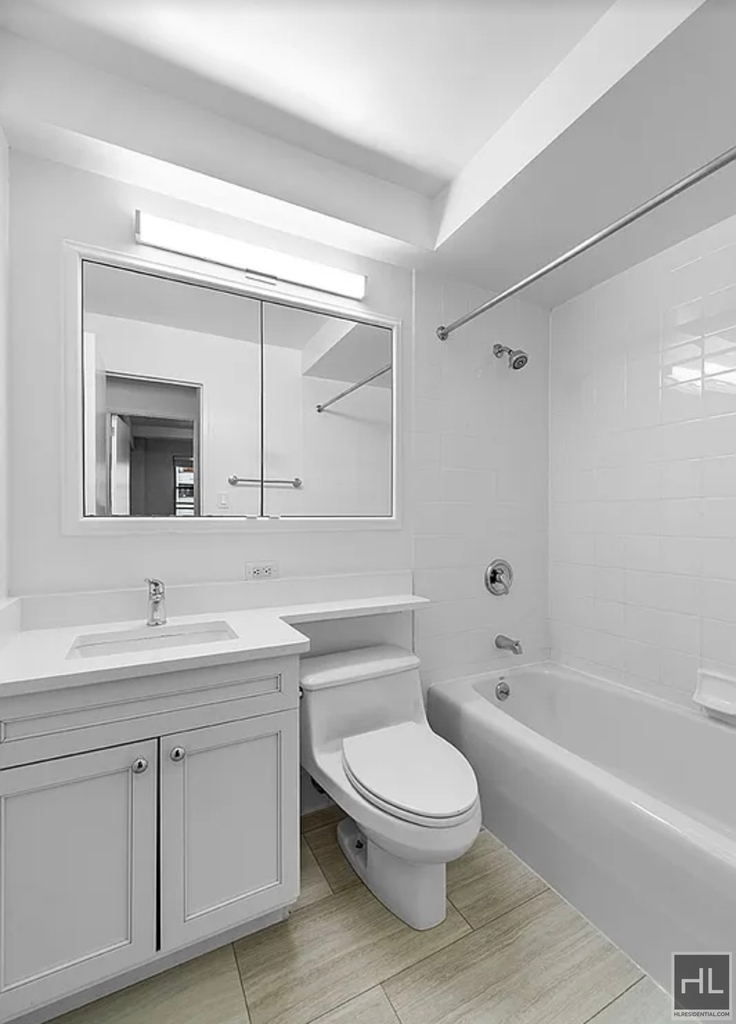 East 57th Street - Photo 7