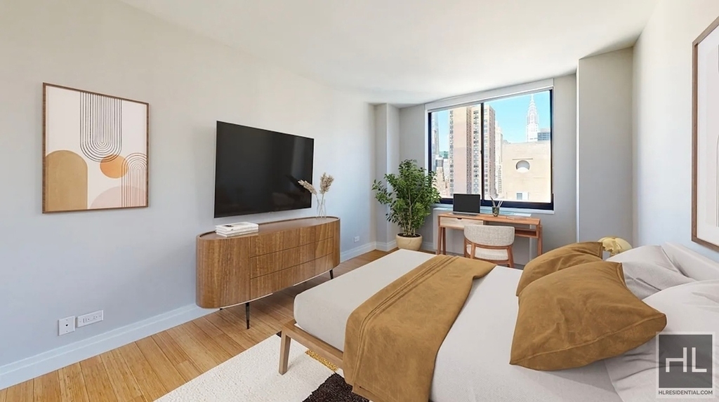 East 31st Street - Photo 2