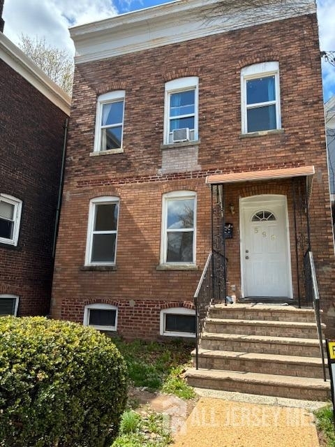 599 Amboy Avenue - Photo 4