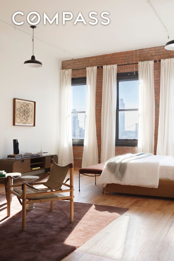 239 Banker Street - Photo 4