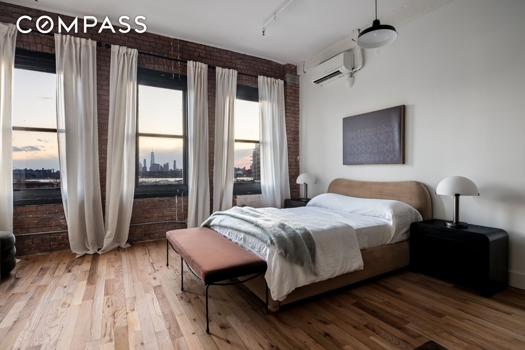 239 Banker Street - Photo 6