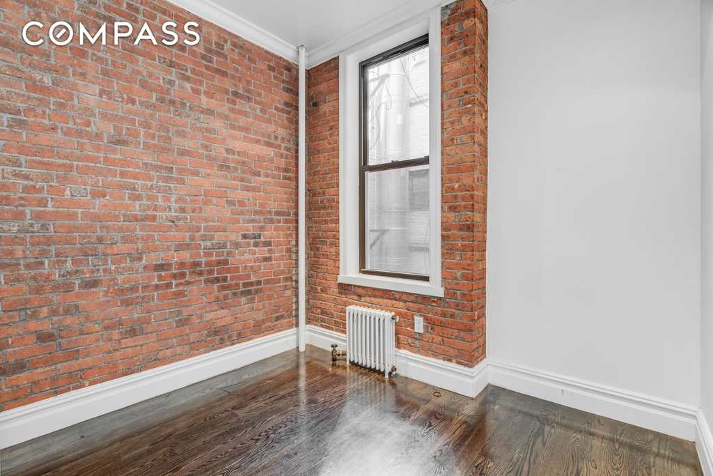 747 9th Avenue - Photo 5