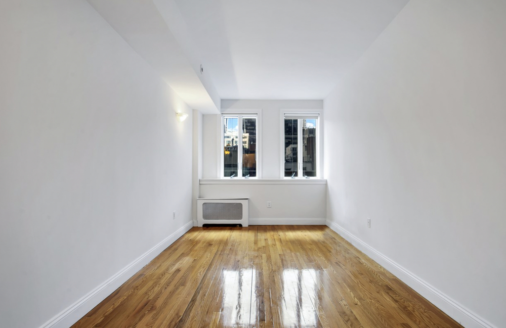 Penthouse at West 54th Street - Photo 3