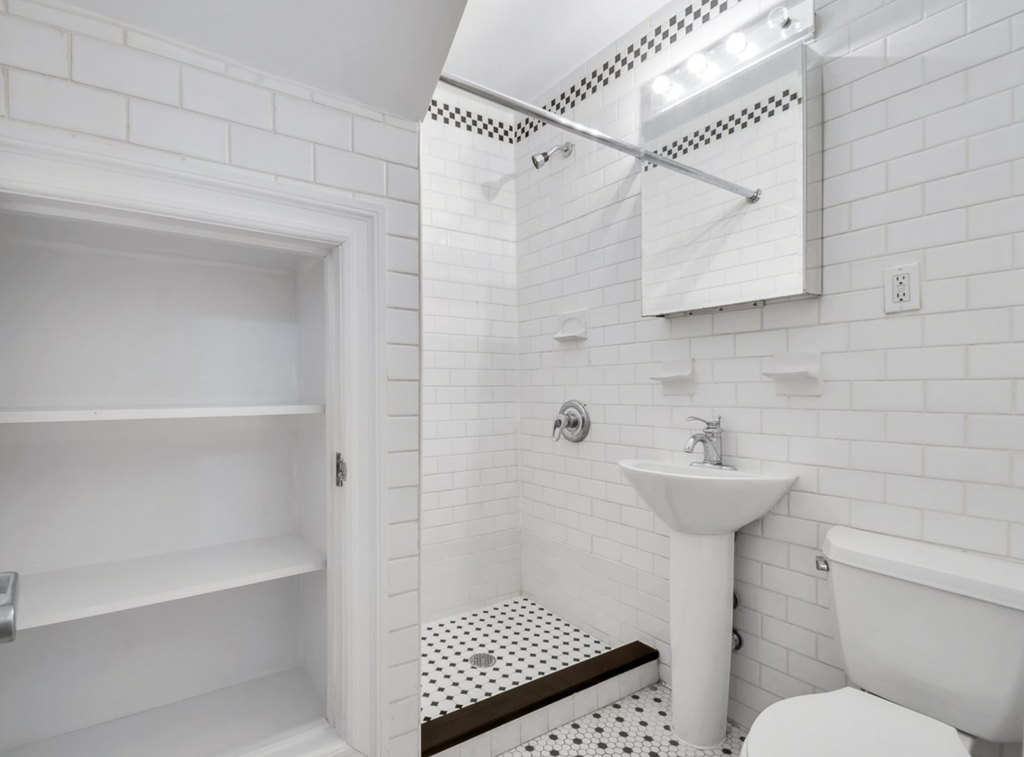 Penthouse at West 54th Street - Photo 5