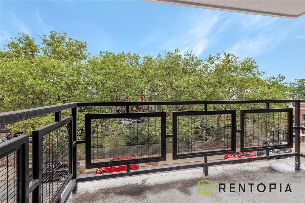 854 Metropolitan Avenue - Photo 1
