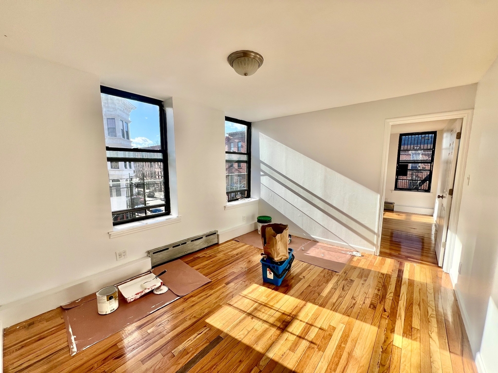 Putnam Avenue - Photo 6