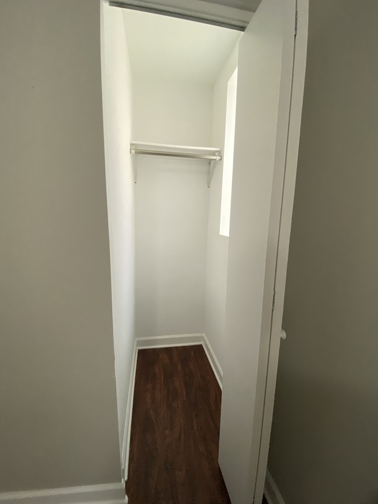 2034 N Kedvale Avenue - Photo 8
