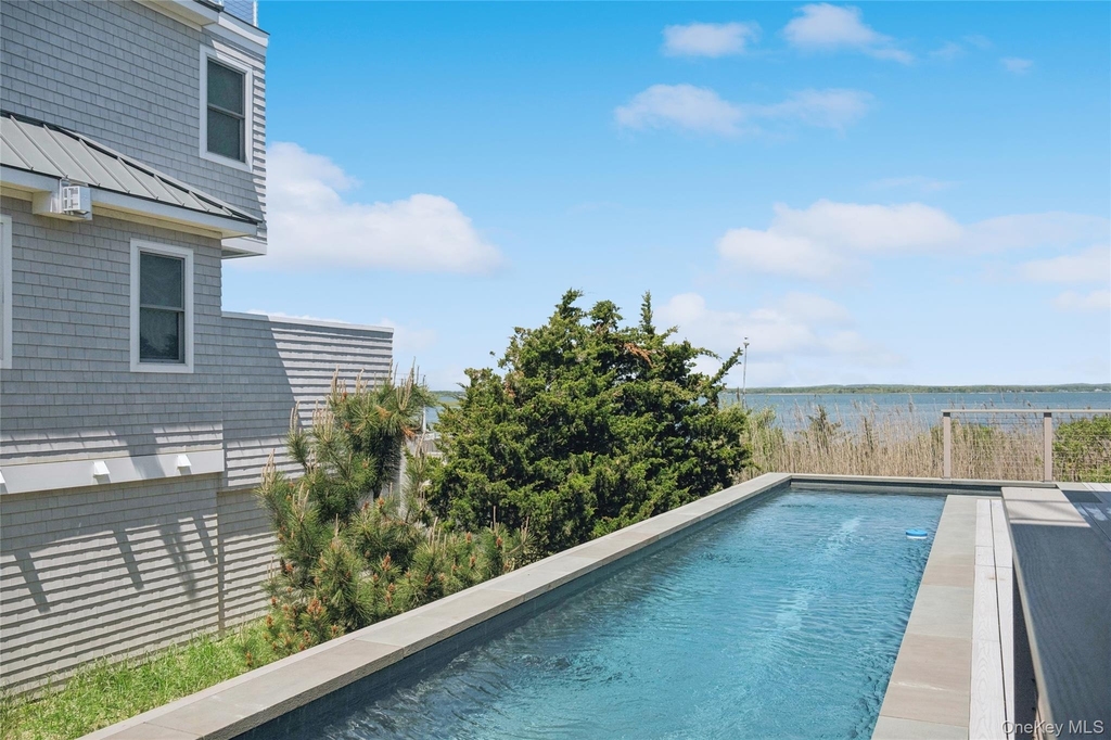 846 Dune Road - Photo 10
