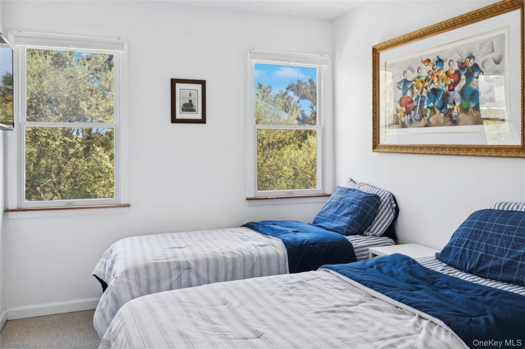 846 Dune Road - Photo 16