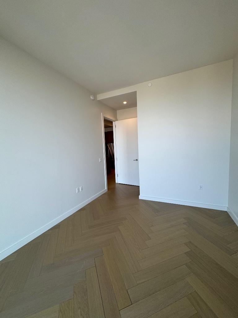 Willoughby Street - Photo 11