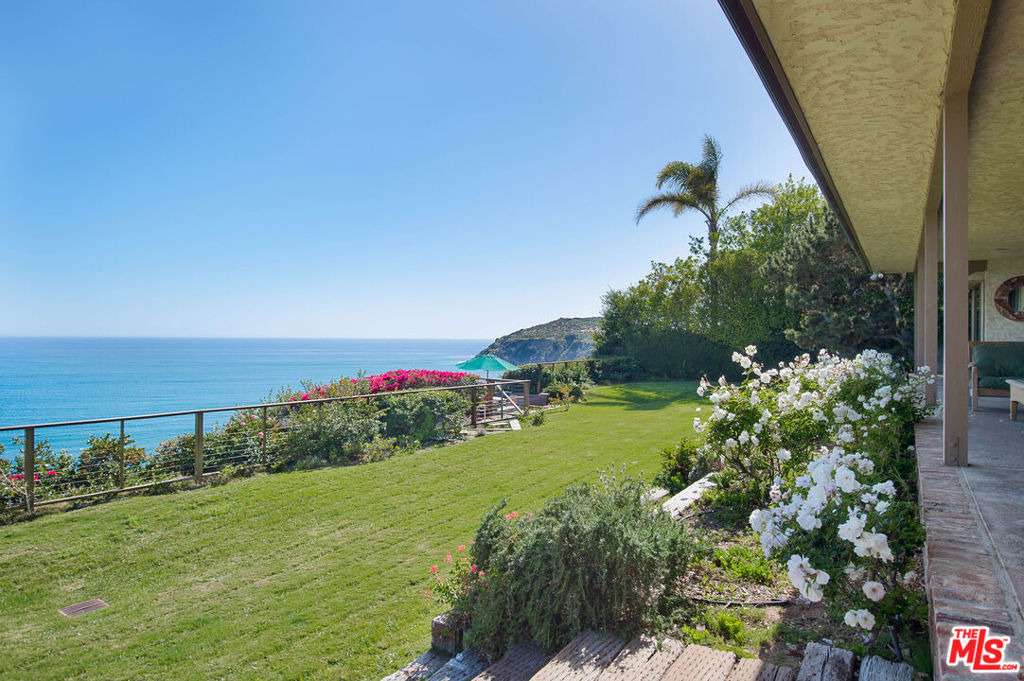 29008 Cliffside Drive - Photo 3