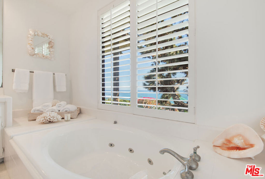 29008 Cliffside Drive - Photo 21