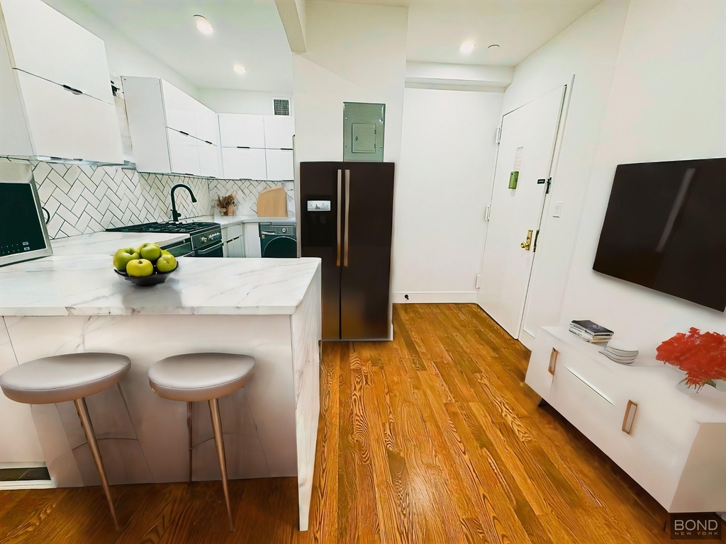 234 East 3rd Street - Photo 7