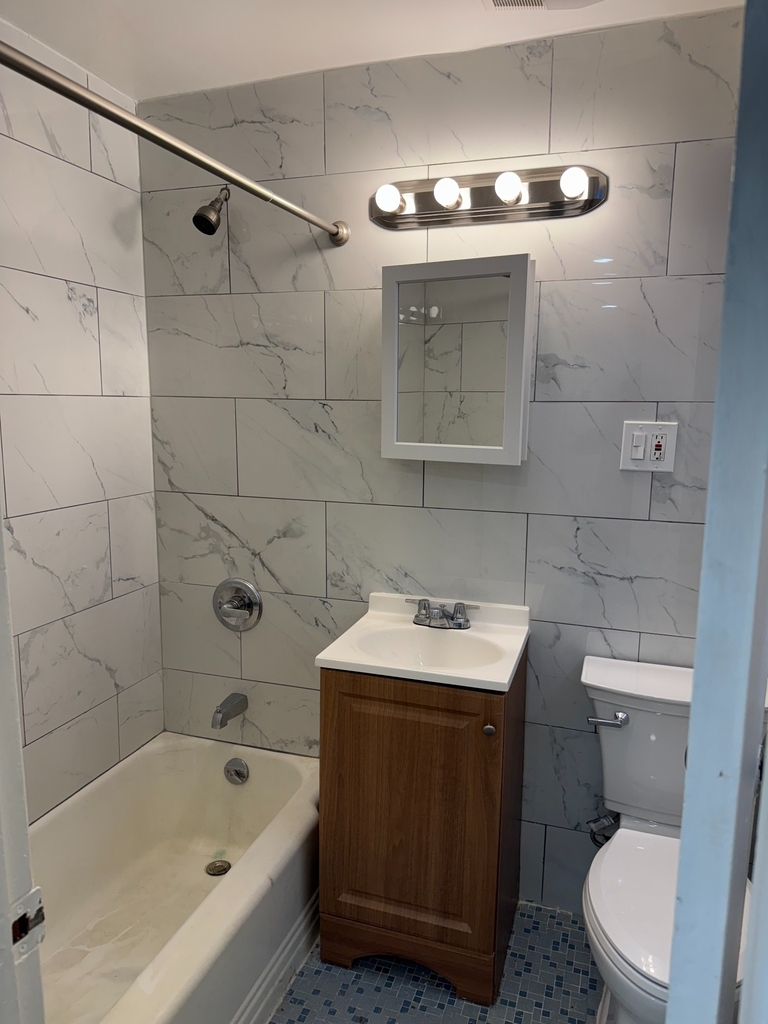 727 Commonwealth Avenue - Photo 5