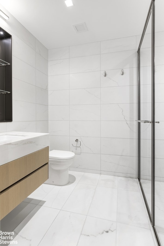 202 Broome Street - Photo 3