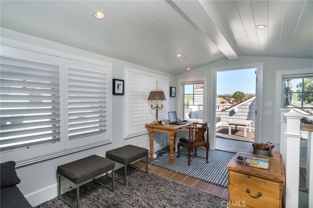 217 Coral Avenue - Photo 32