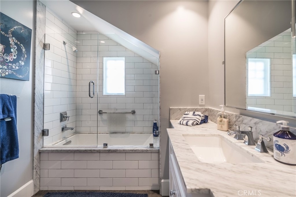 217 Coral Avenue - Photo 17