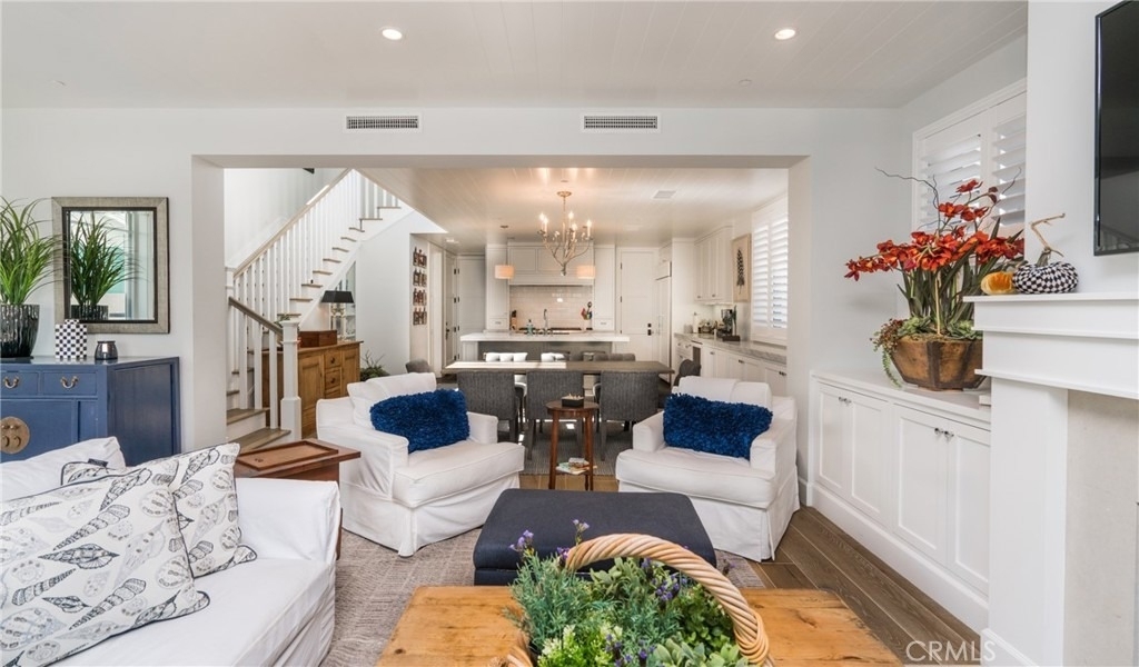 217 Coral Avenue - Photo 6