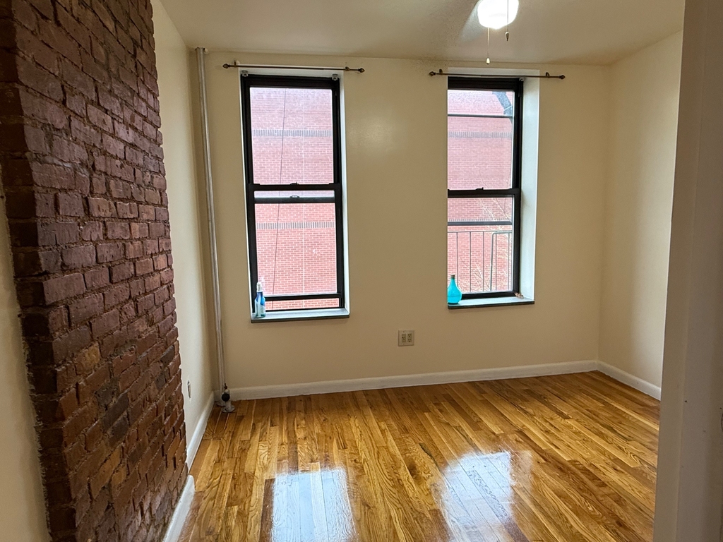 1672 Park Avenue - Photo 11