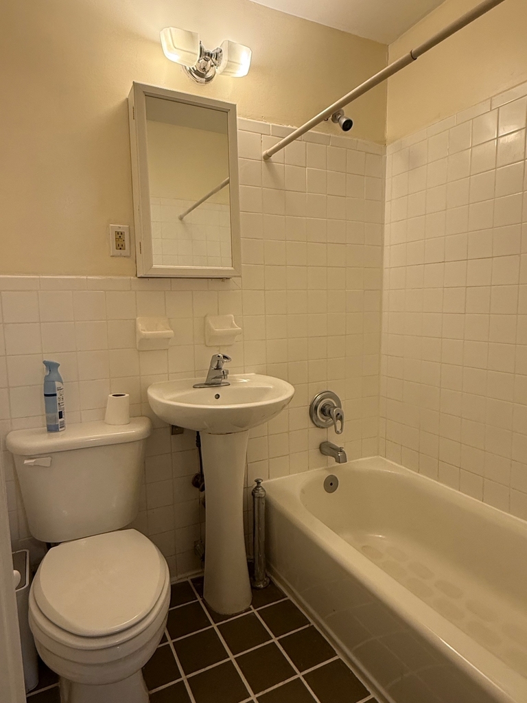 1672 Park Avenue - Photo 9