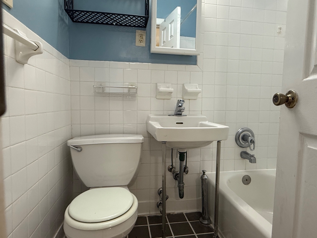 1672 Park Avenue - Photo 13