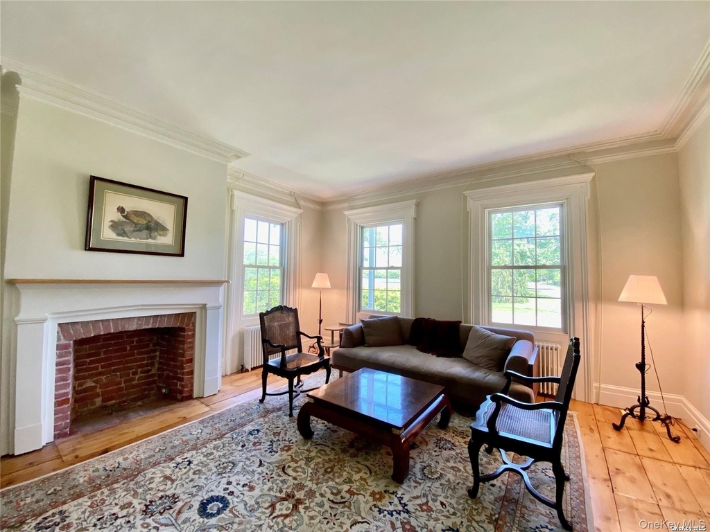 1685 Peconic Lane - Photo 6