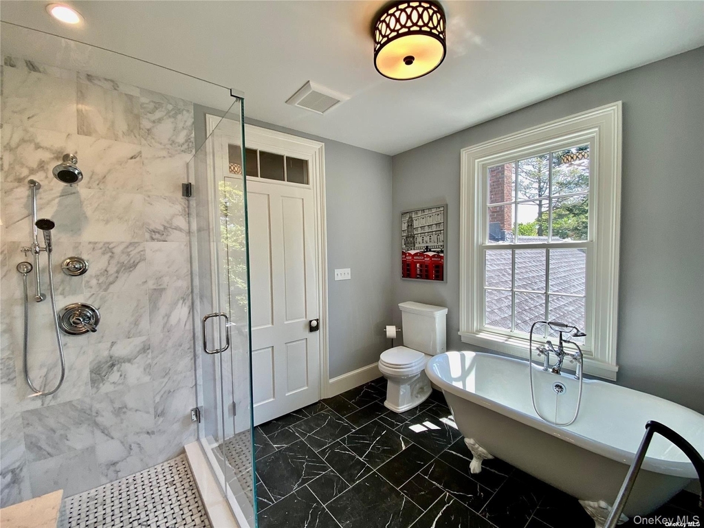 1685 Peconic Lane - Photo 15