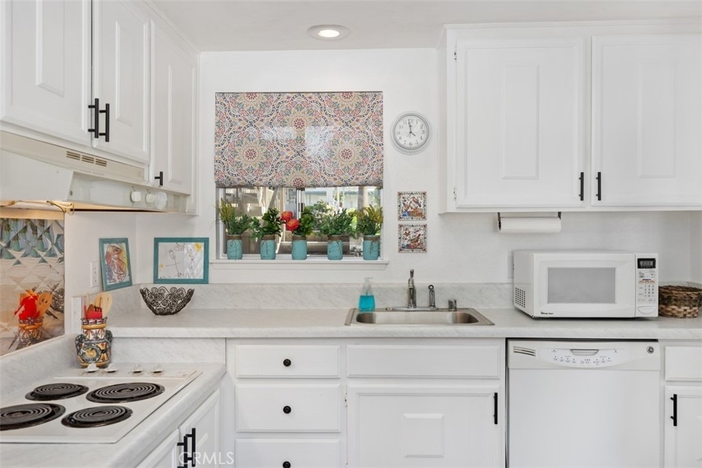 606 Ave Sevilla - Photo 4